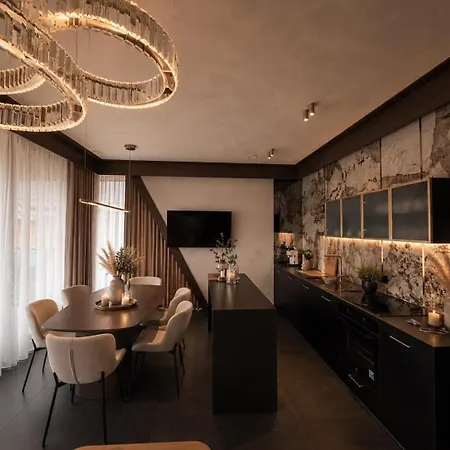 Villa Osada Gron Luxury With Air Conditioning By Bqqk Kościelisko
