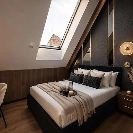 Osada Gron Luxury With Air Conditioning By Bqqk