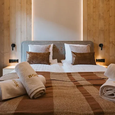 Villa Osada Gron Luxury With Air Conditioning By Bqqk *