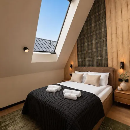 Villa Osada Gron Luxury With Air Conditioning By Bqqk *